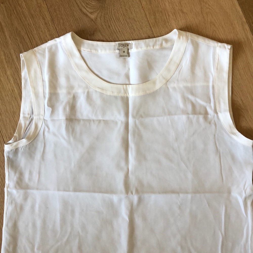 Sleeveless Blouse